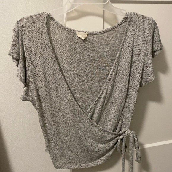 Caution To The Wind Tops - [Caution to the Wind] Short Cap Sleeve Wrap Tie V-Neck Shirt Women’s Sz Large